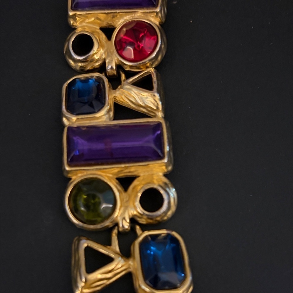 Vintage Crown Trifari gold and Multicolor stone chunky Geometric Bracelet. - Picture 2 of 4